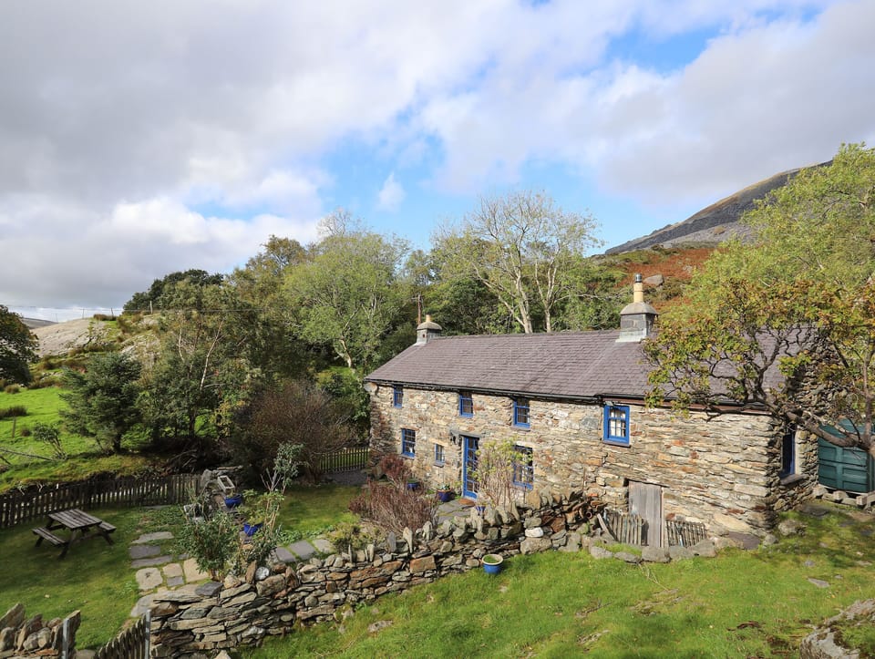 Cottage | Exterior