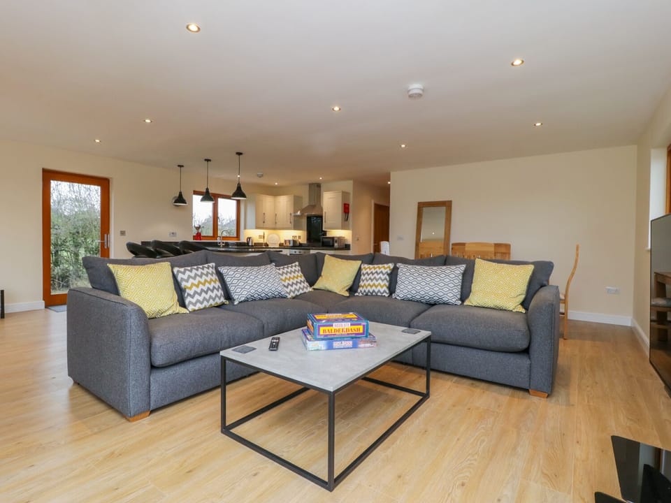 Cottage | Living room | TV