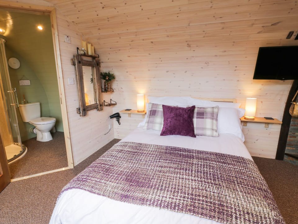 Cottage | 1 bedroom, individually decorated, individually furnished, free WiFi