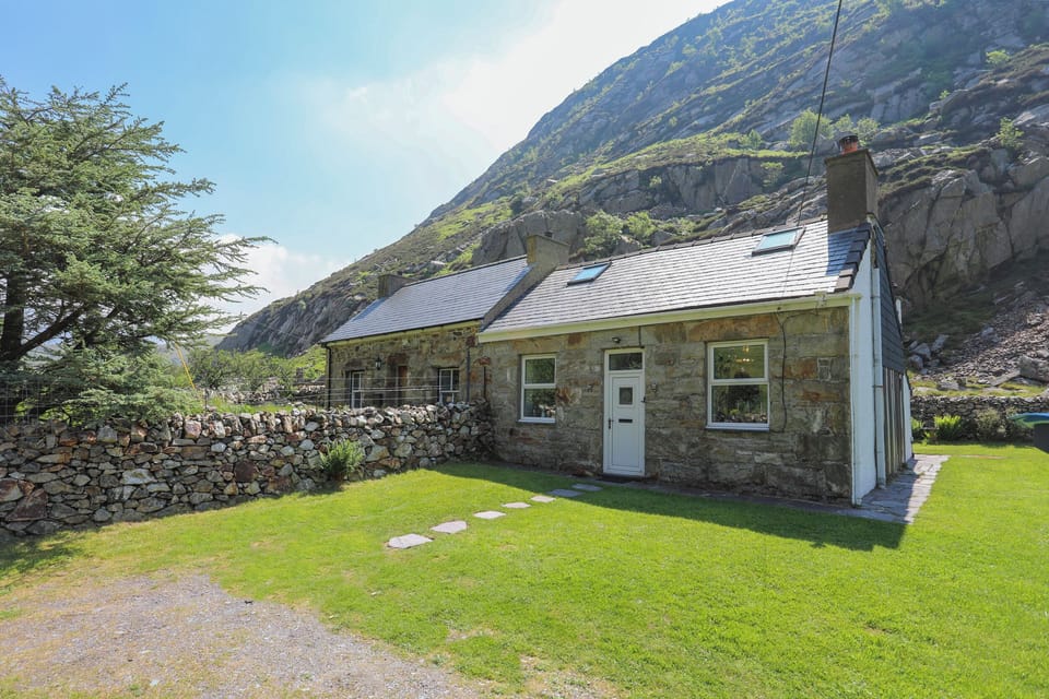 Cottage | Exterior