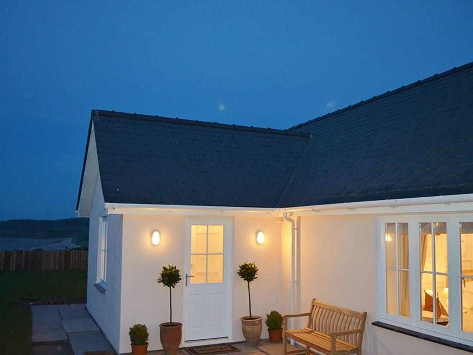 Cottage | Balcony