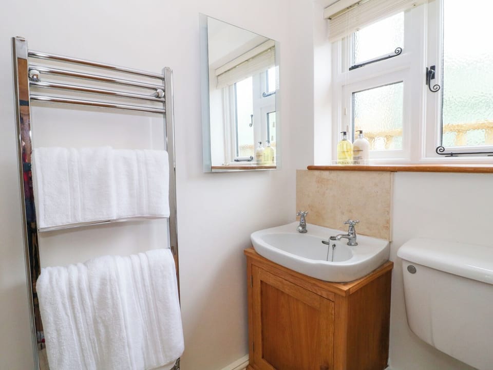 Greenham Cottage Cottage in South Somerset District
