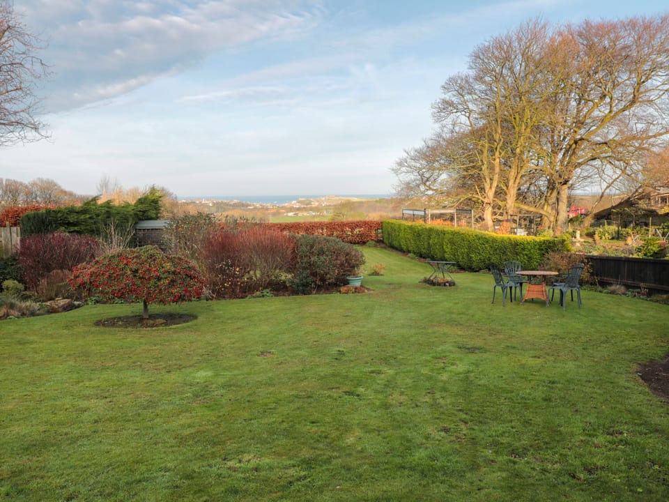Cottage | Property grounds