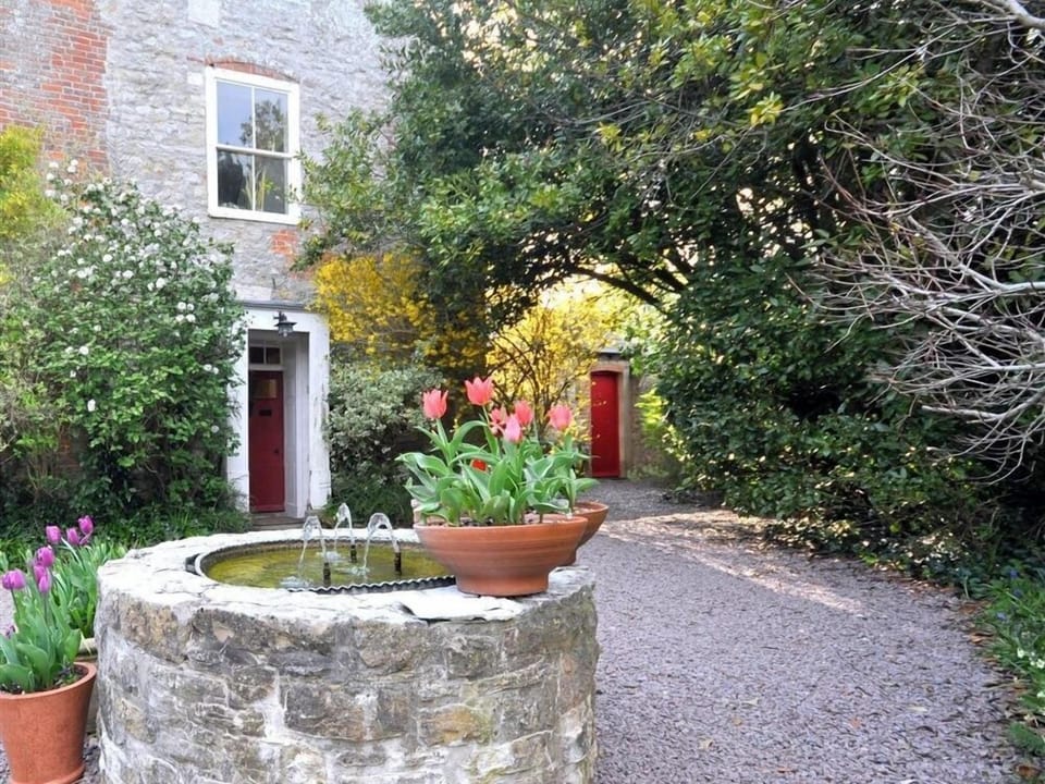 Cottage | Interior