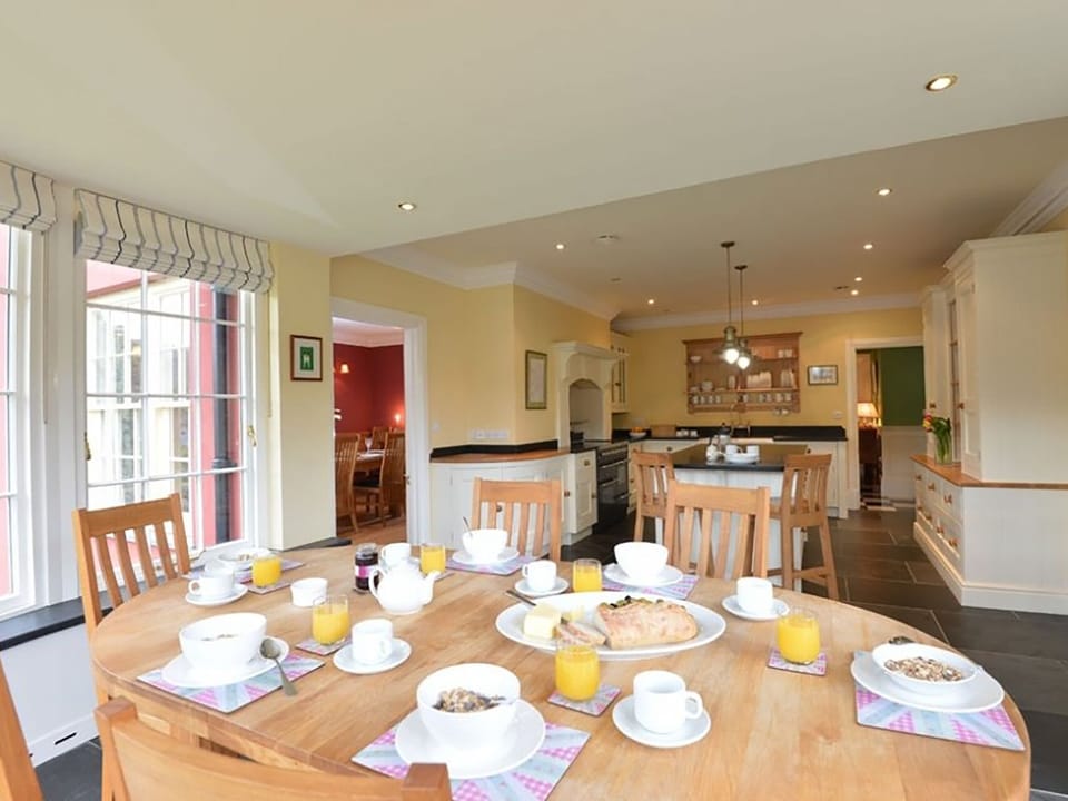 Cottage | Interior