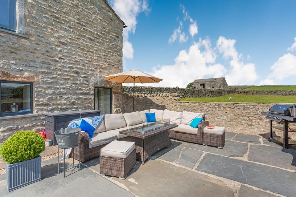 Cottage | Property grounds