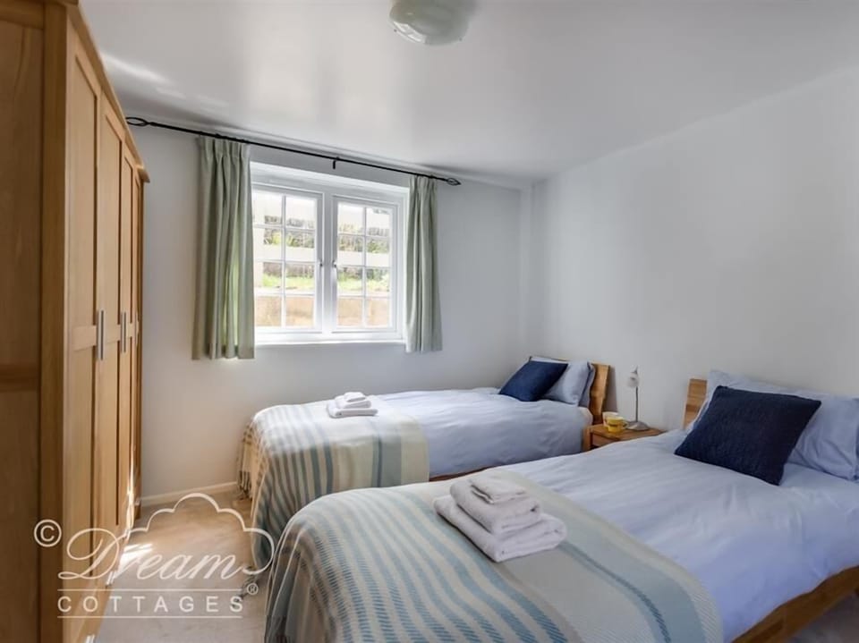 The Old Reading Room Cottage in West Dorset District