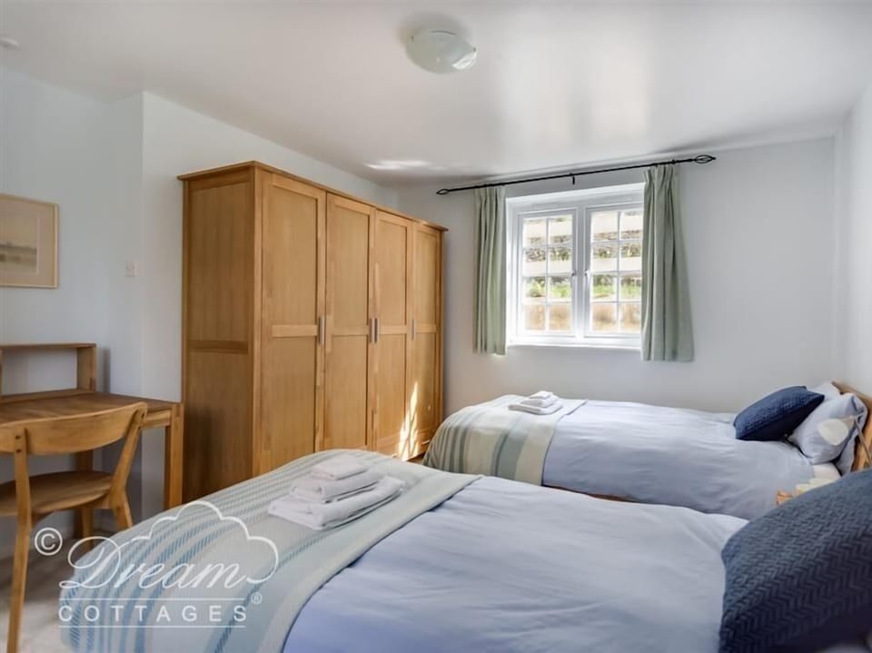 The Old Reading Room Cottage in West Dorset District