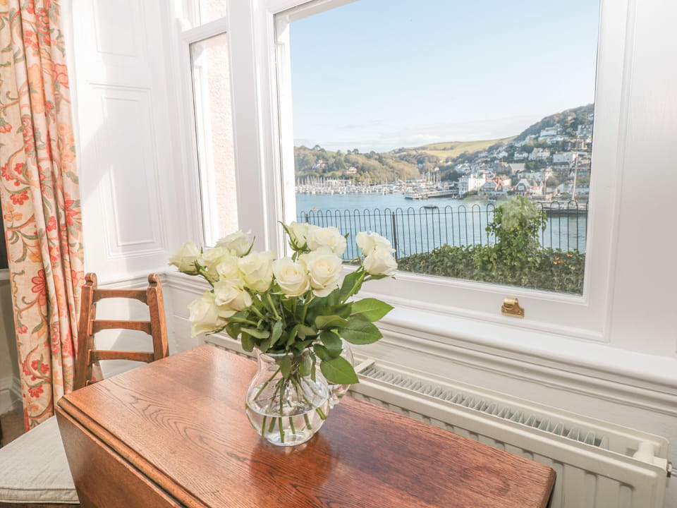 Cottage | 2 bedrooms, individually decorated, individually furnished, free WiFi