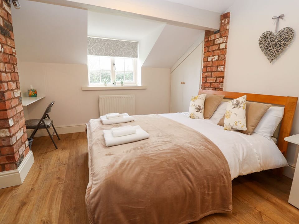 Commonwood Cottage Cottage in Wales