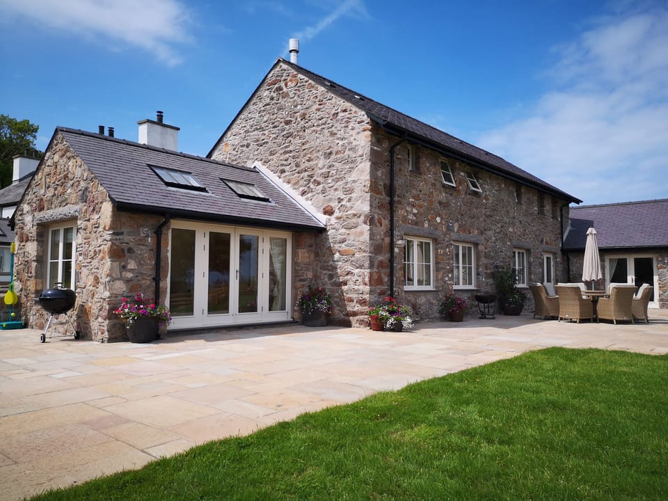 Cottage | Exterior