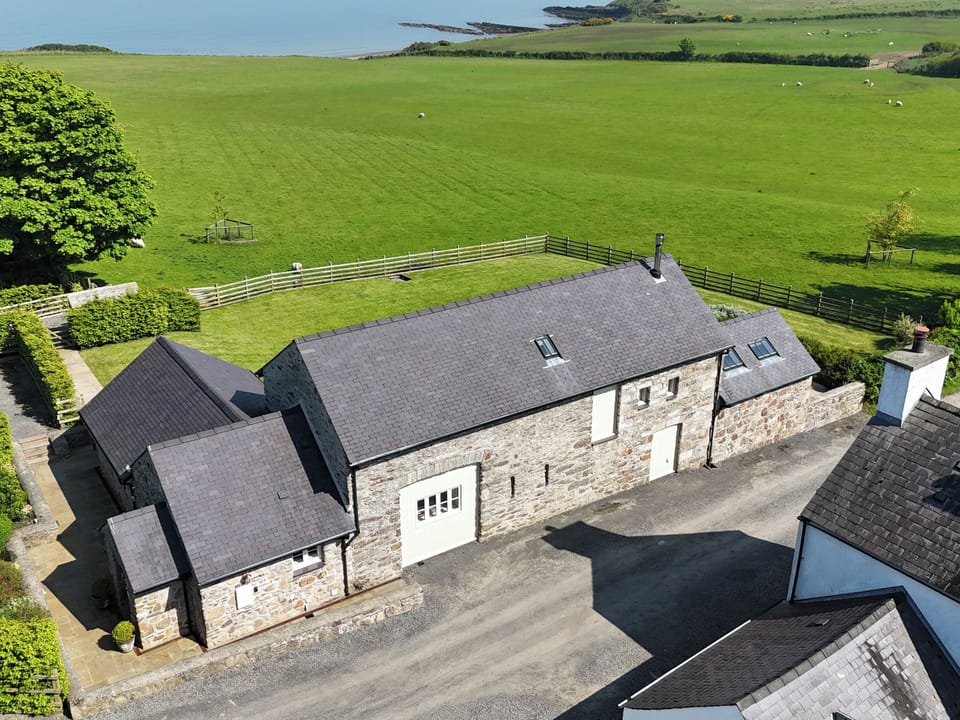 Cottage | Exterior