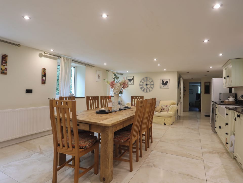 Cottage | Interior