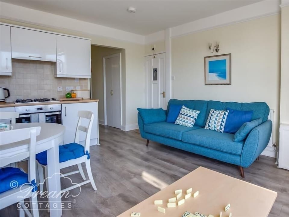 Cottage | Living room