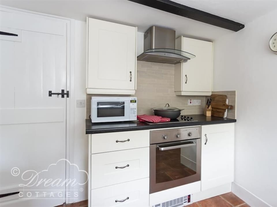 Cottage | Interior