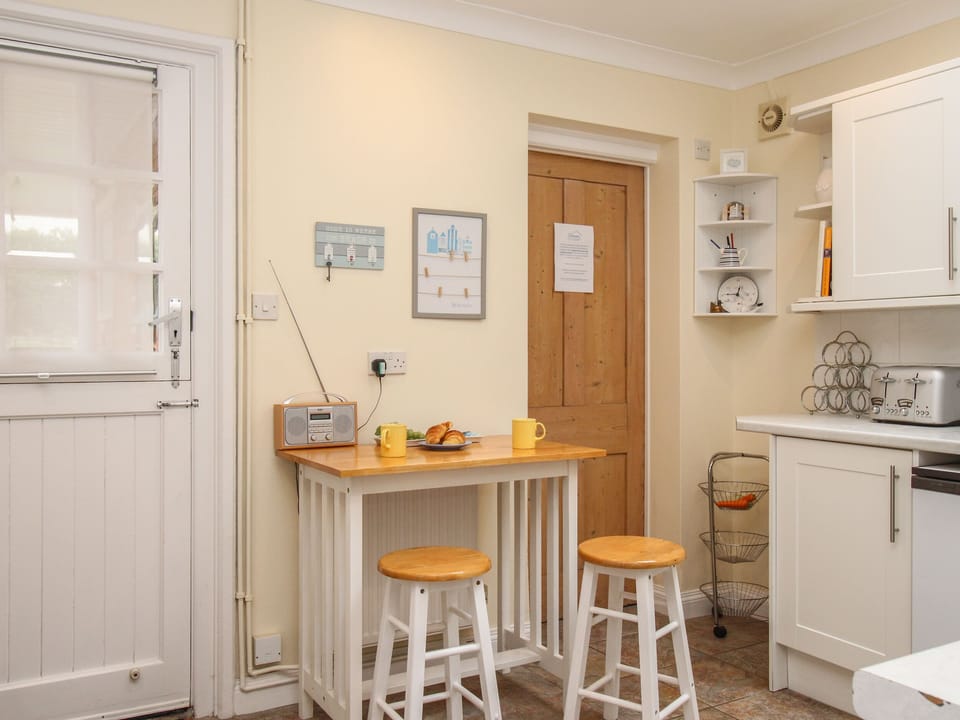 Cottage | Interior