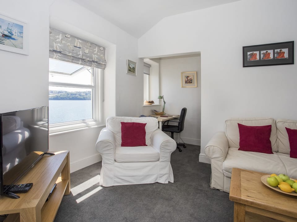 Cottage | 2 bedrooms, individually decorated, individually furnished, free WiFi