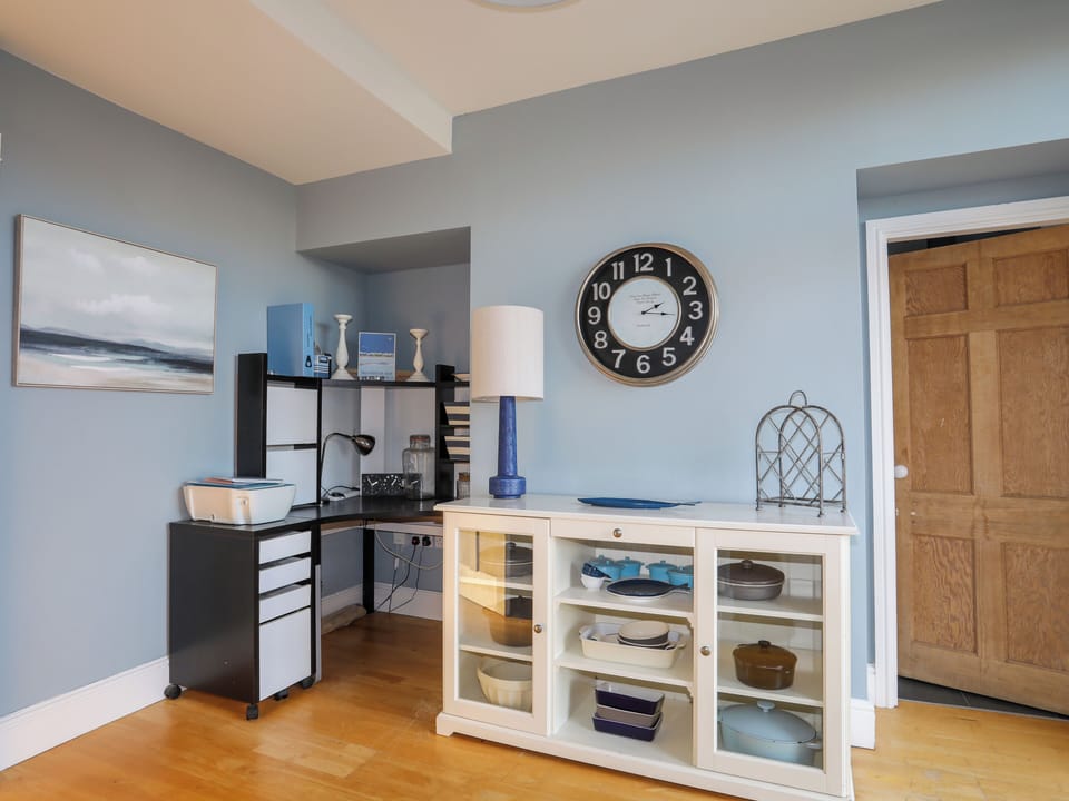 Cottage | Interior