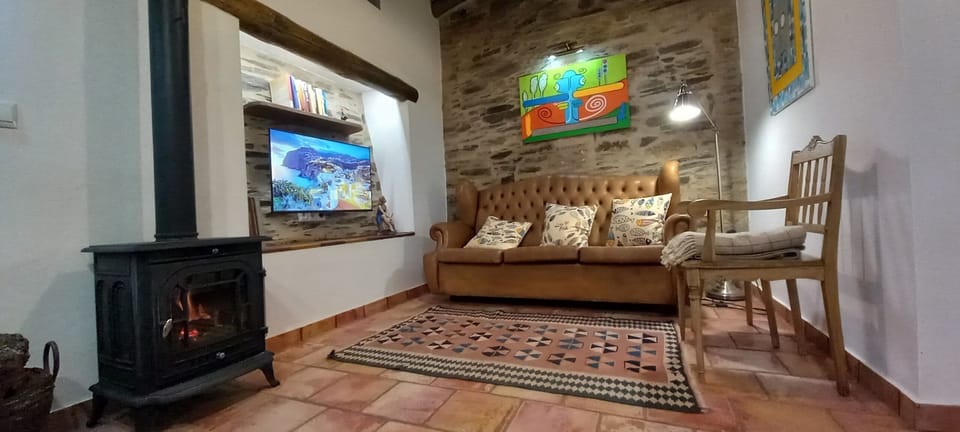 Exclusive House, 2 Bedrooms | Living area