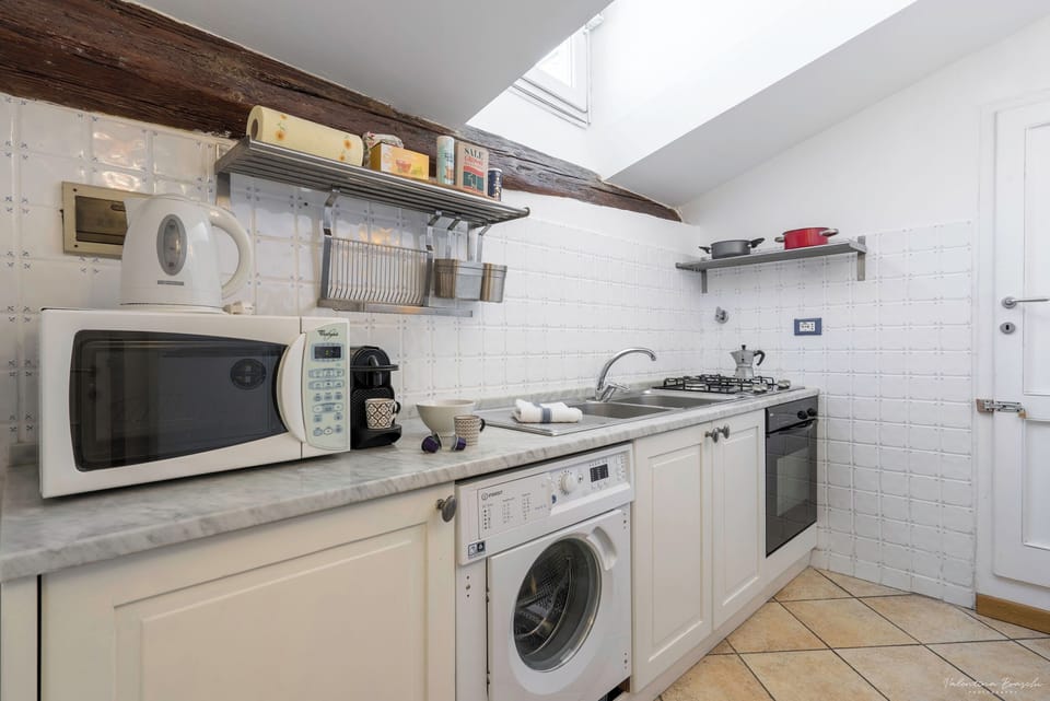 Apartment, 2 Bedrooms | Private kitchen | Full-size fridge, microwave, oven, stovetop