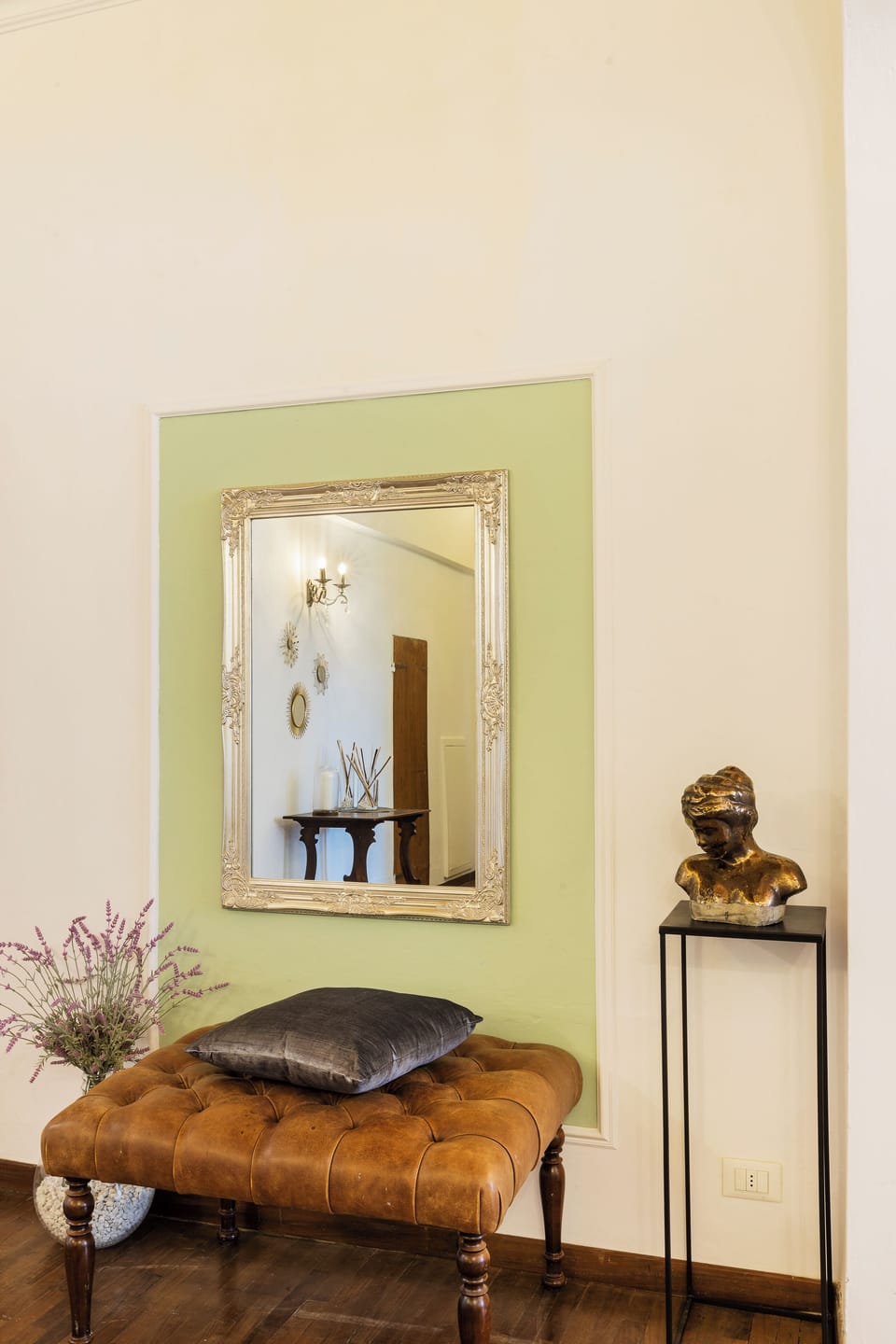 Apartment, 4 Bedrooms | Living area | 21-inch flat-screen TV with digital channels, TV