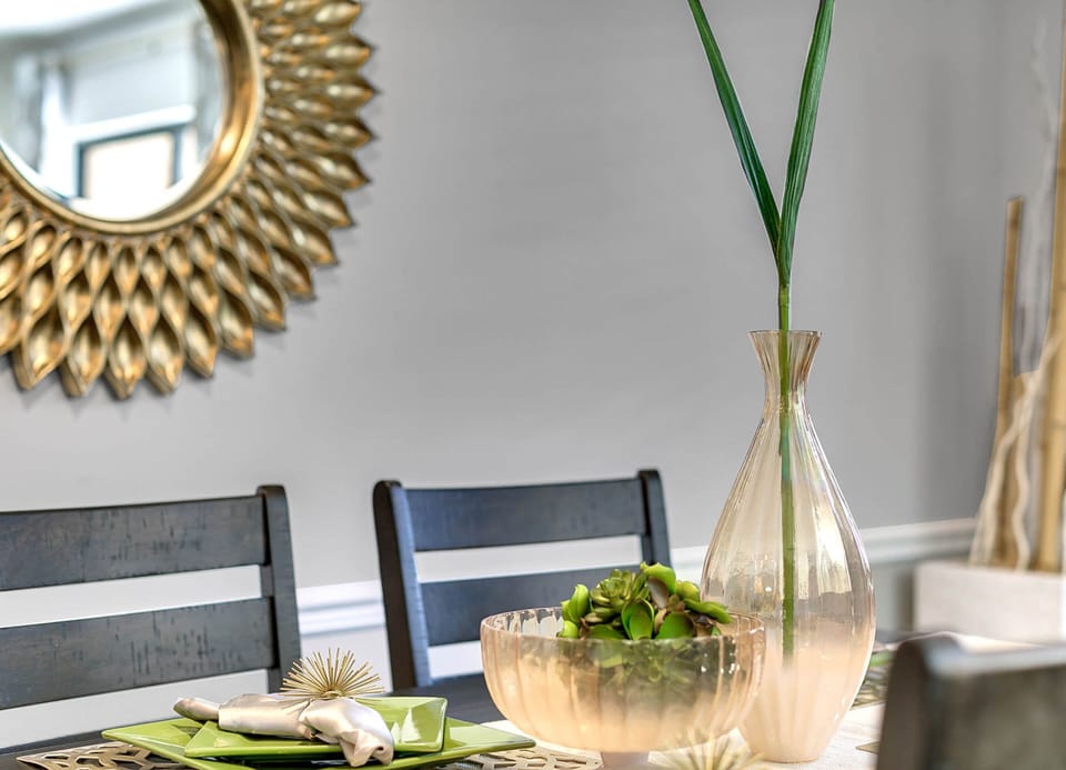 Deluxe Villa, 2 Bedrooms, Pool Access | In-room dining