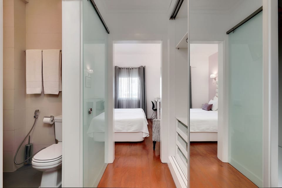Twin Room, Street View (either basement or ground floor) | Minibar, in-room safe, blackout drapes, free WiFi