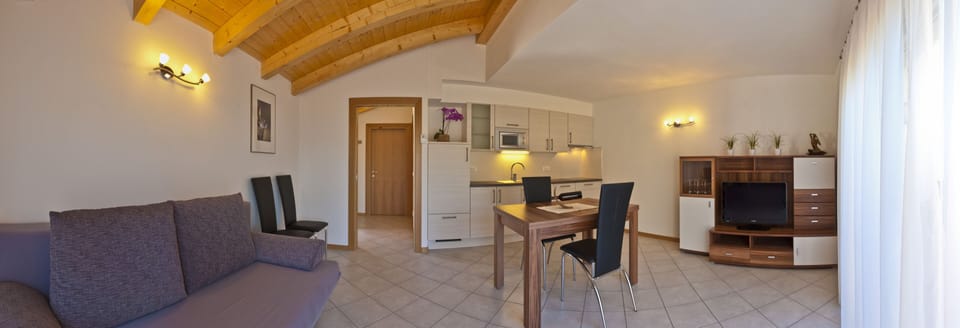 Apartment (Raslhof) | Living room | TV, heated floors