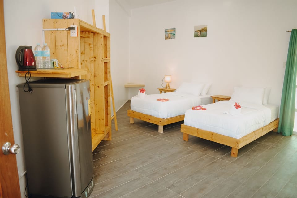 Deluxe Quadruple Room, Sea View | Free WiFi