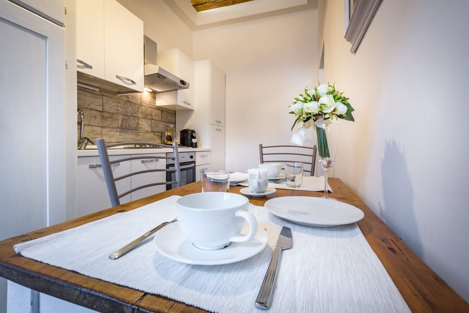 Comfort Apartment | Private kitchen | Fridge, oven, stovetop, espresso maker