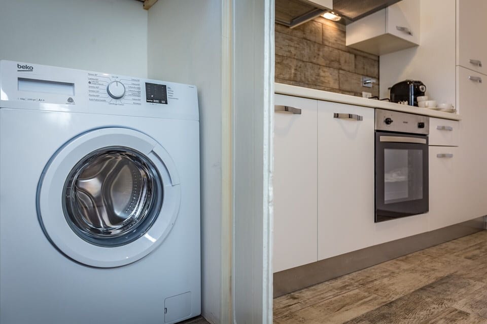 Comfort Apartment | Laundry