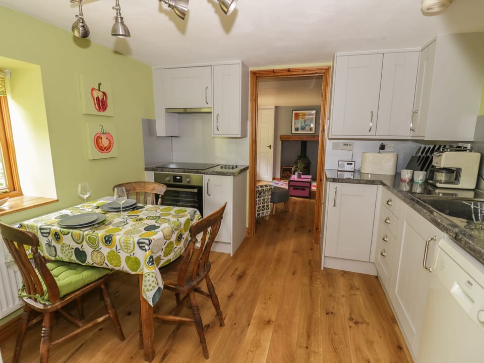 Cottage | Interior