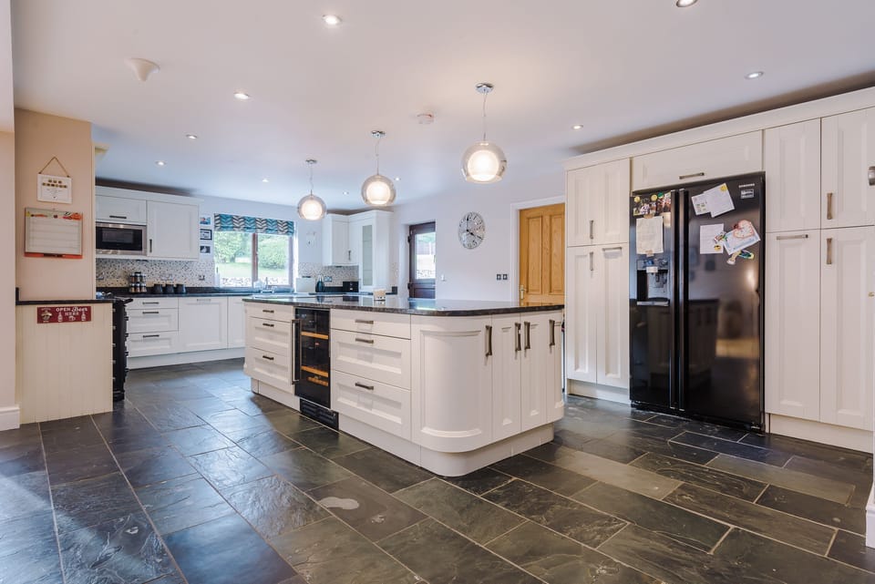 Cottage | Interior