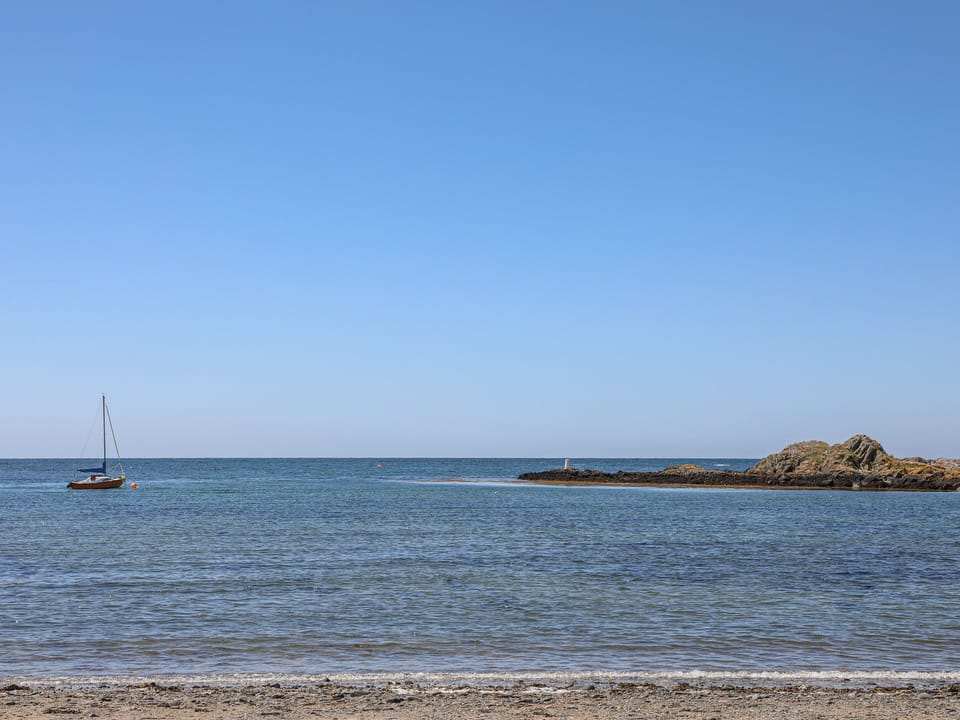 Sisial-y-mor Cottage in Rhosneigr