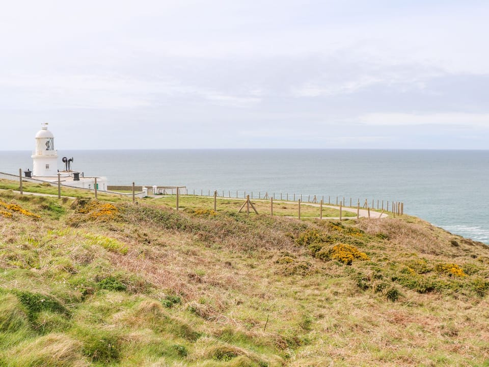 Cottage | Property grounds