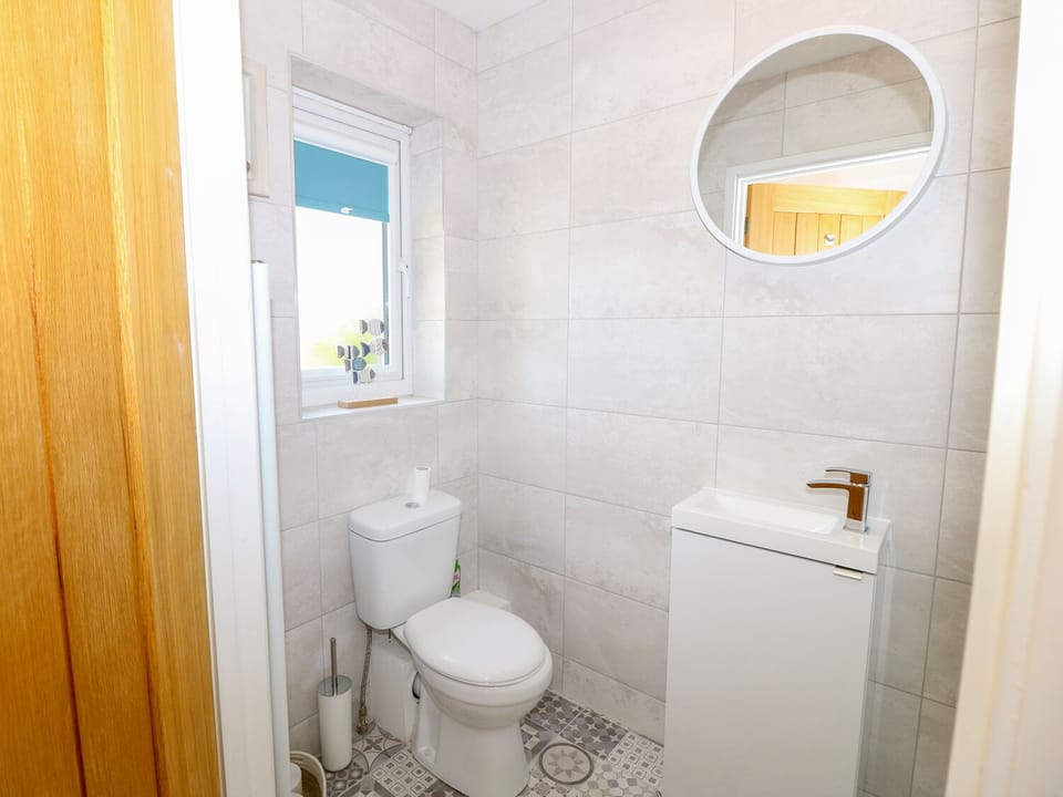 6 Yarmouth Cottages Cottage in Freshwater