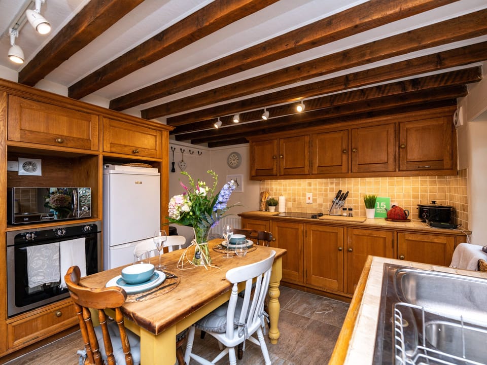 Cottage | Interior