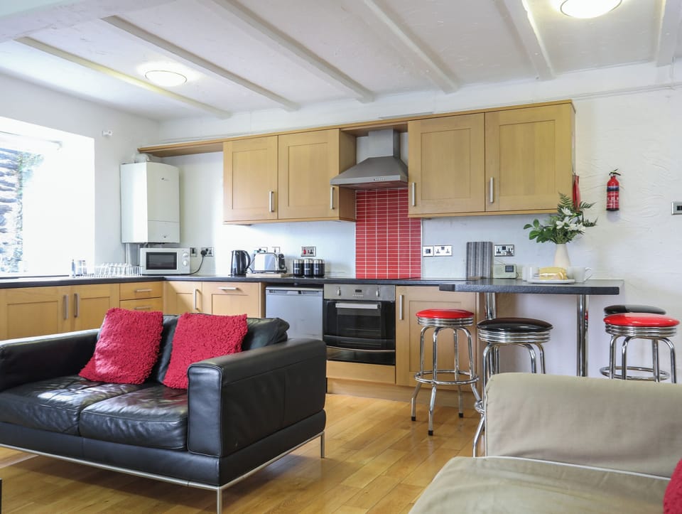 Cottage | Interior
