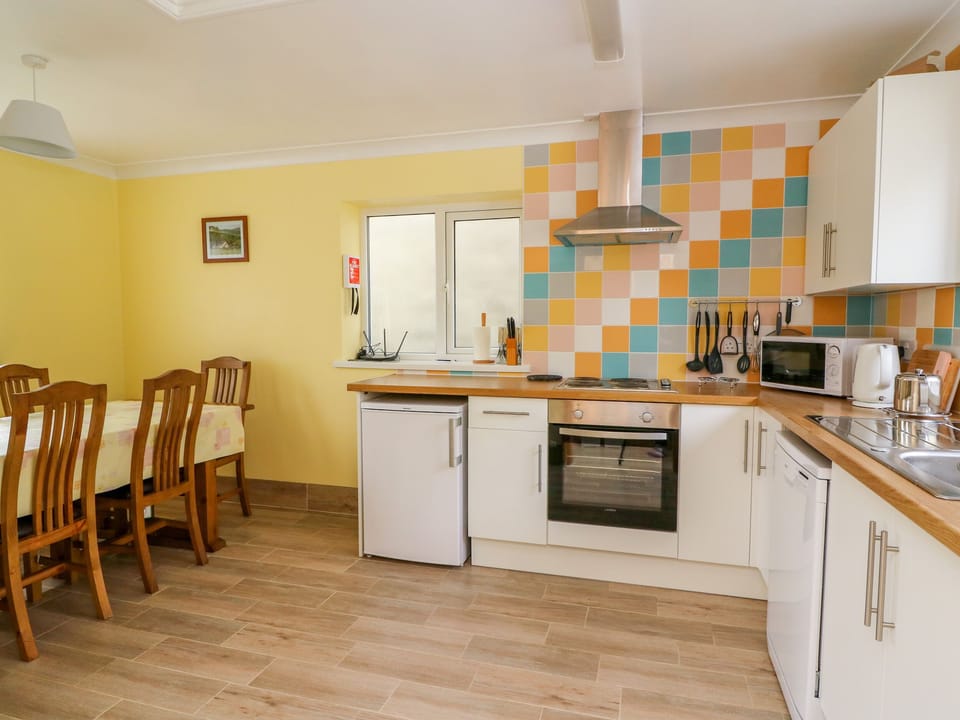 Cottage | Interior