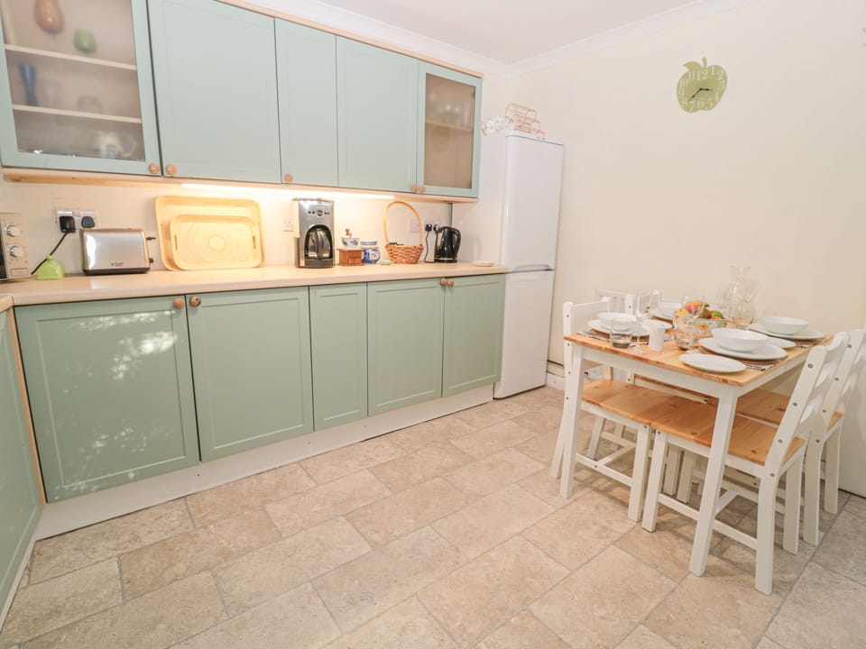Cottage | Interior