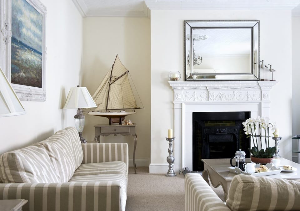 Cottage | Interior