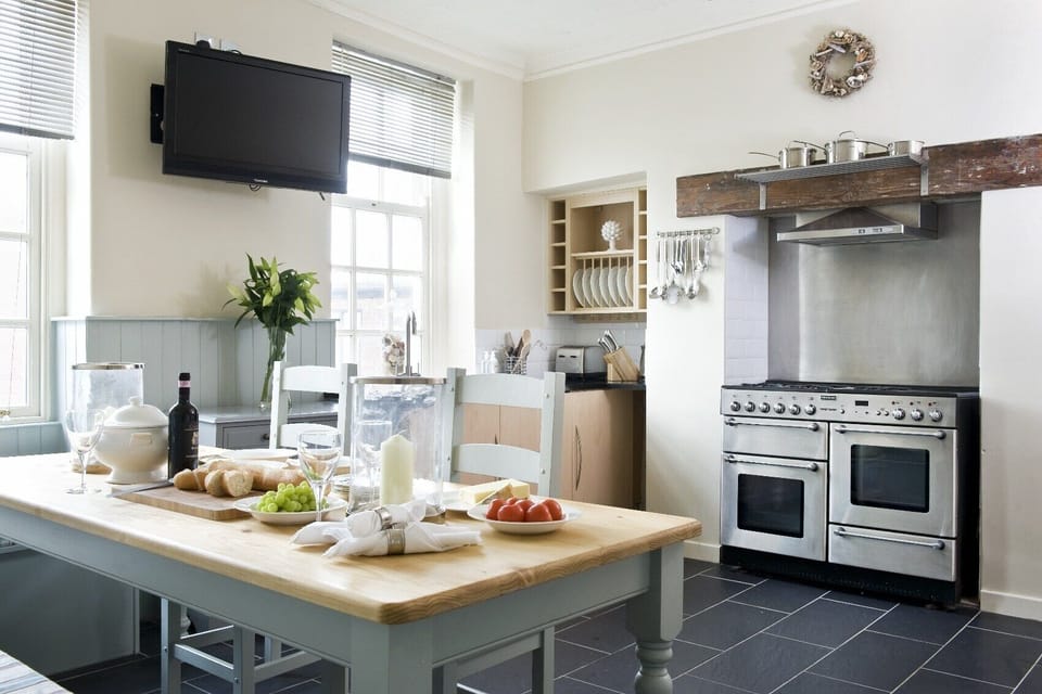 Cottage | Interior