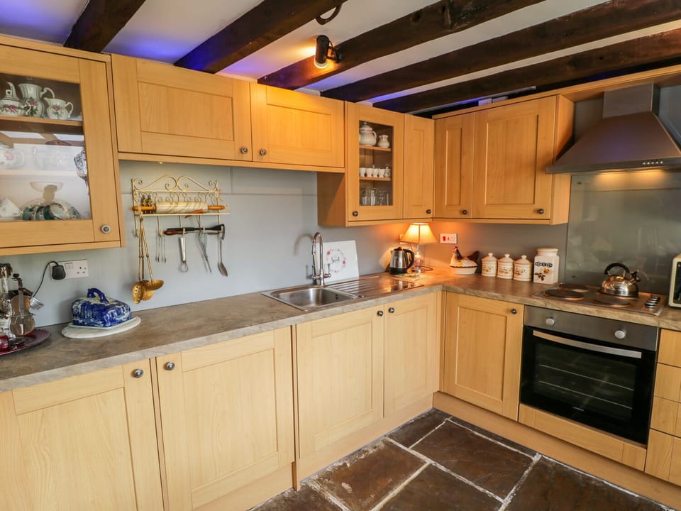 Cottage | Interior