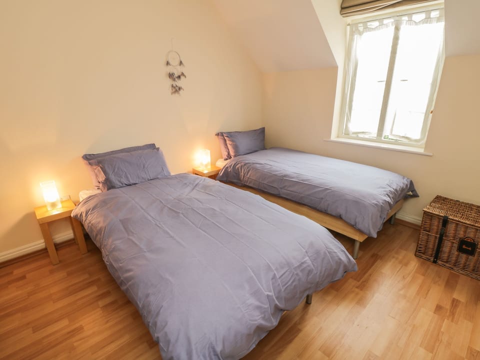 Cottage | 2 bedrooms, individually decorated, individually furnished, free WiFi