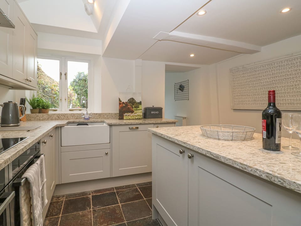 Cottage | Interior