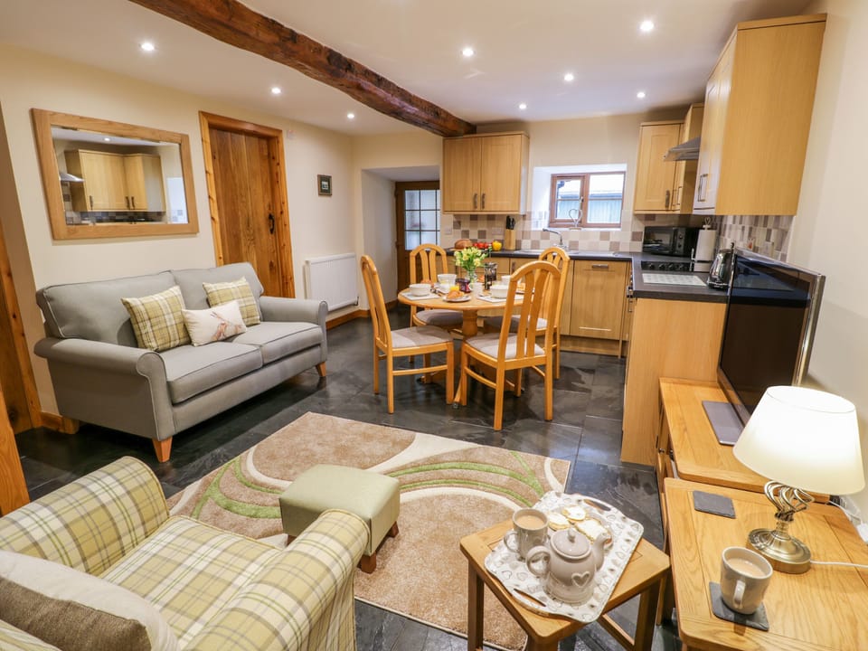 Cottage | Interior