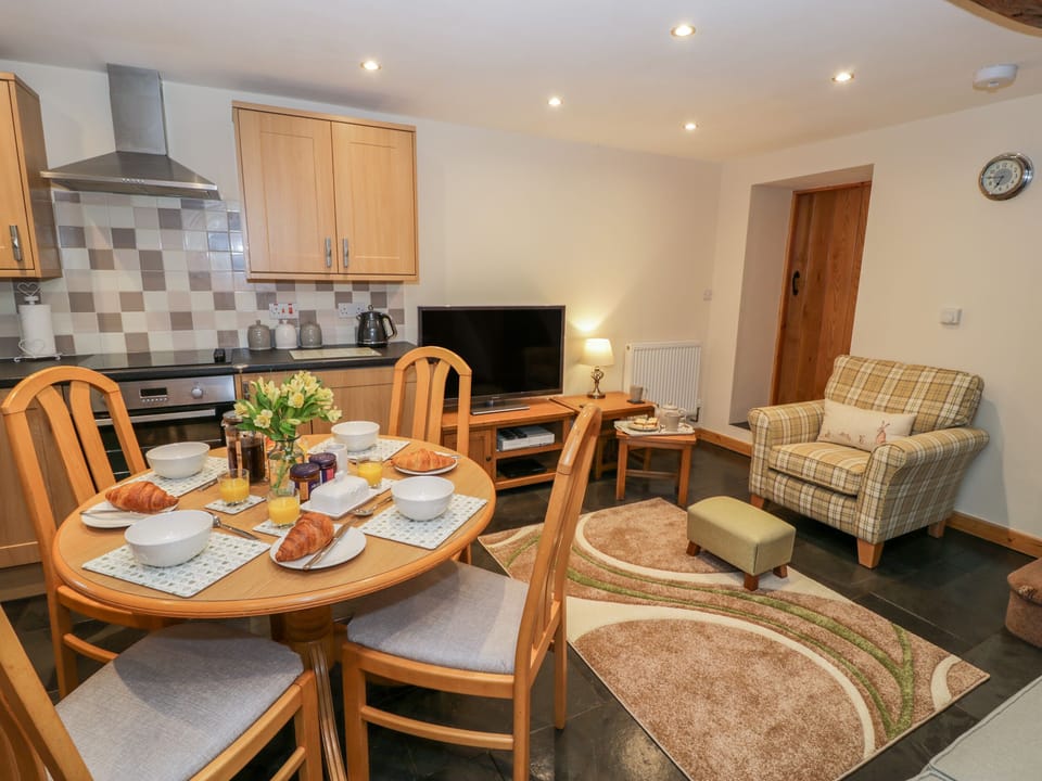 Cottage | Interior