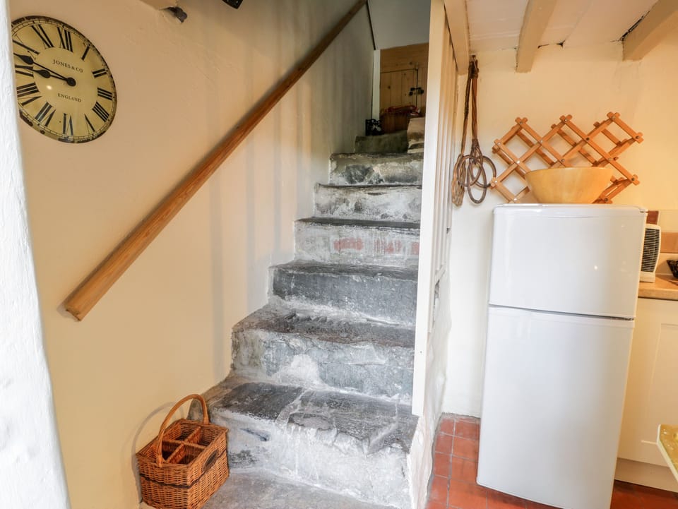 Cottage | Interior