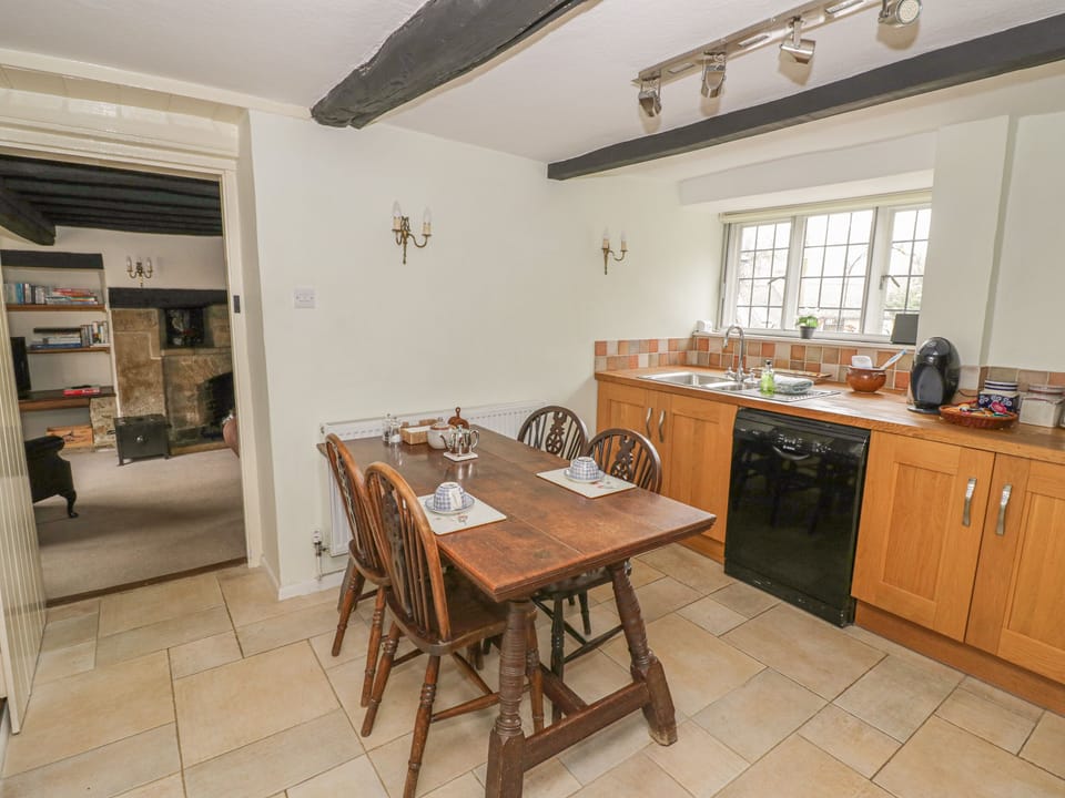Cottage | Interior