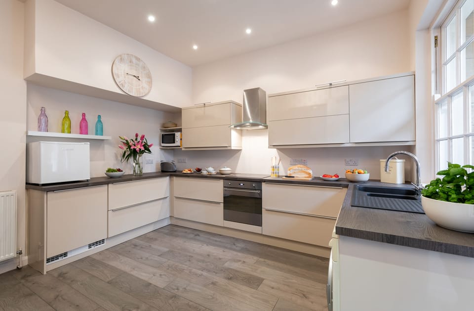 Cottage | Interior